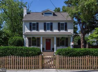 4355 Fessenden St NW, Washington, DC