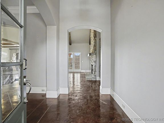 5th image of 7919 S 90th East Ave