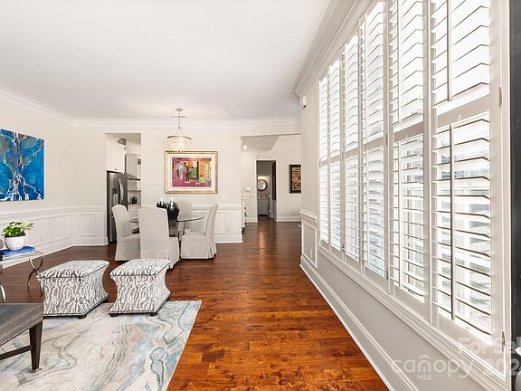 4th image of 6335 Kiftsgate Ct