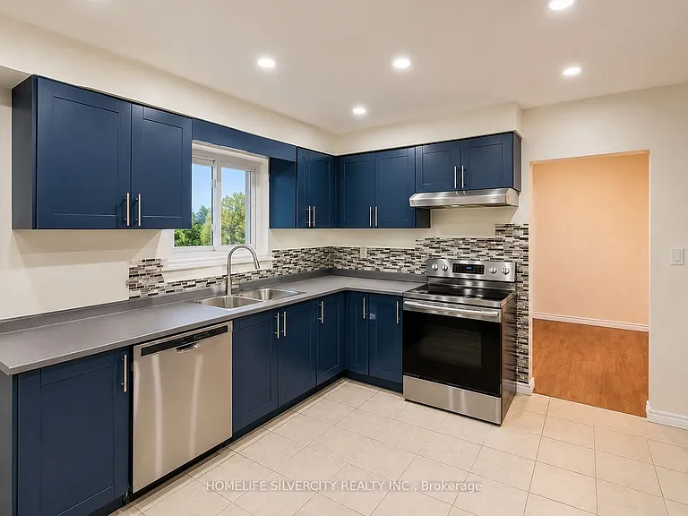 9 Hardwick Dr — Photo 4