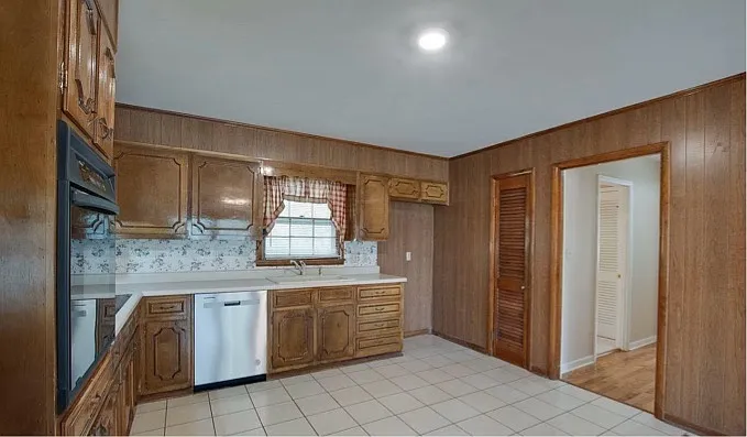 11207 Crestfield Dr SE — Photo 5