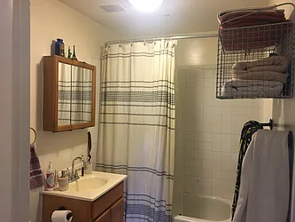 Rented by R New York