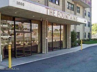 1000 Clove Rd APT Llc, Staten Island, NY