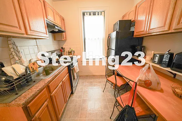 Rented by Sterling Realty Solution Inc | media 14