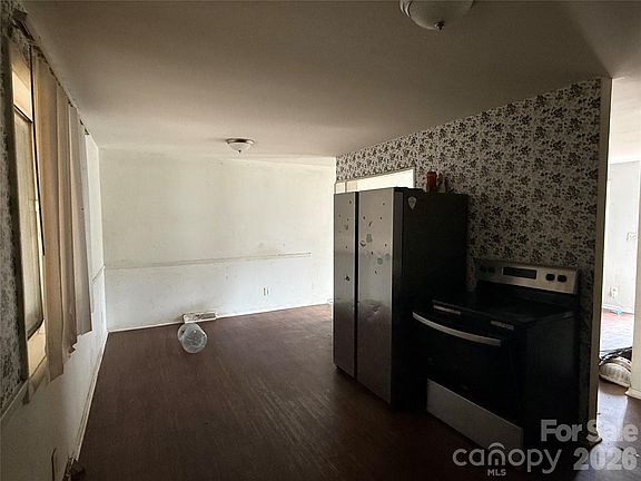5th image of 2732 Alleghany St