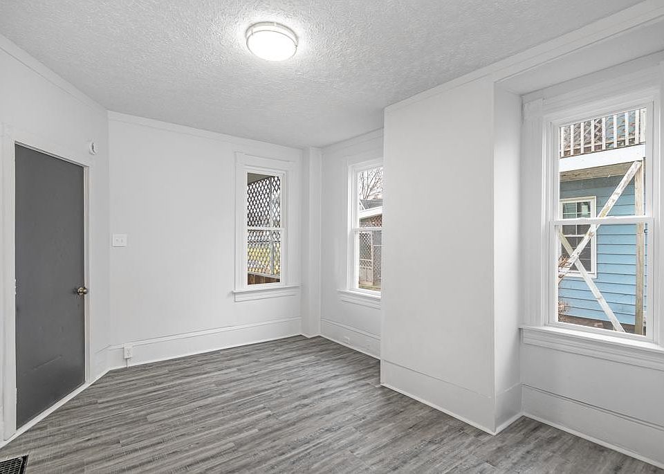 1st image of 1153 Plain Ave NE #2
