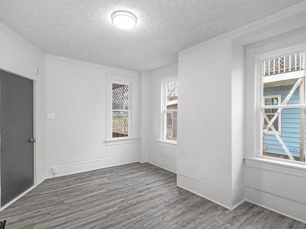 1153 Plain Ave NE #2