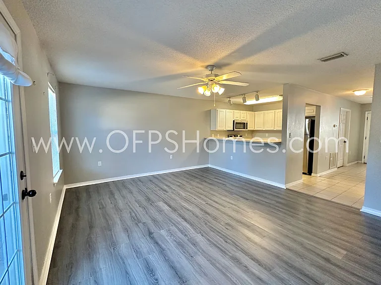 959 Scenic Oak Ln — Photo 8