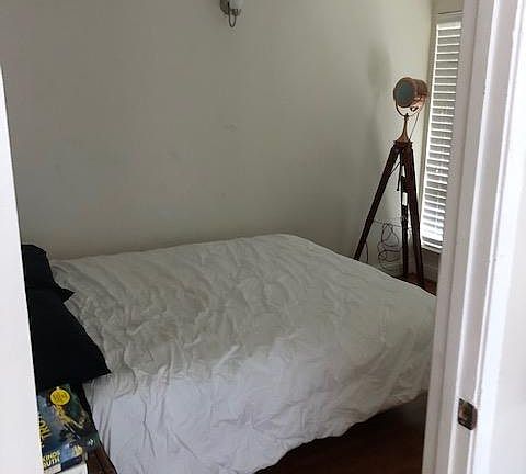 5th image of 3516 Farm Hill Blvd