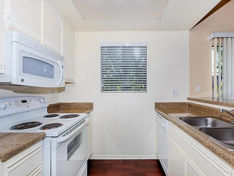 Spring Lakes Apartment Homes — Photo 31