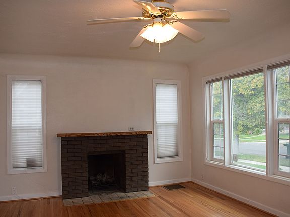 4th image of 864 E Bryan Ave
