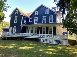 13580 Monterey Ln, Blue Ridge Summit, PA 17214