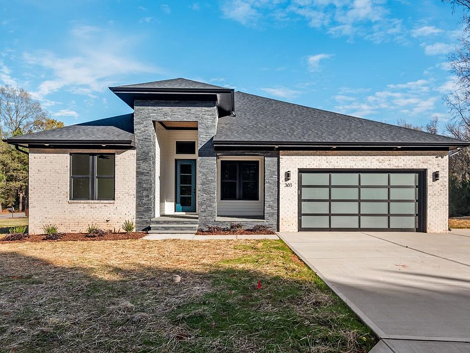 1st image of 301 Trinity Ct