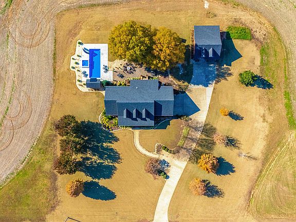 2nd image of 13843 Seven Mile Post Rd