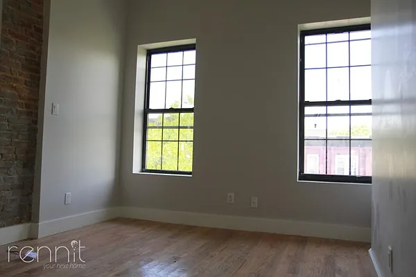 Rented by Rennit Inc. | media 37