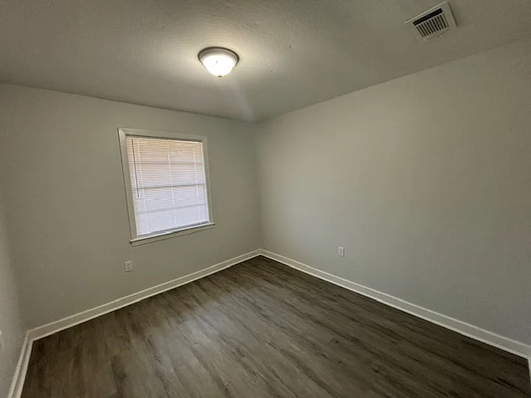 8447 S Parkland Dr — Photo 9