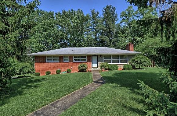 1st image of 5708 Mohican Ln