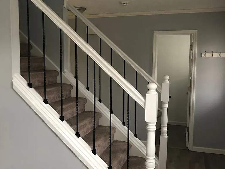3330 Trafalgar Ct — Photo 3