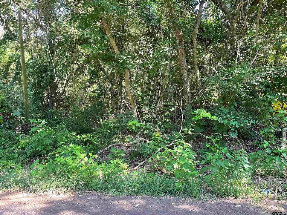 2nd image of 16939 Hillside Dr