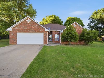 2203 E Fieldstone Ct, Okmulgee, OK, 74447