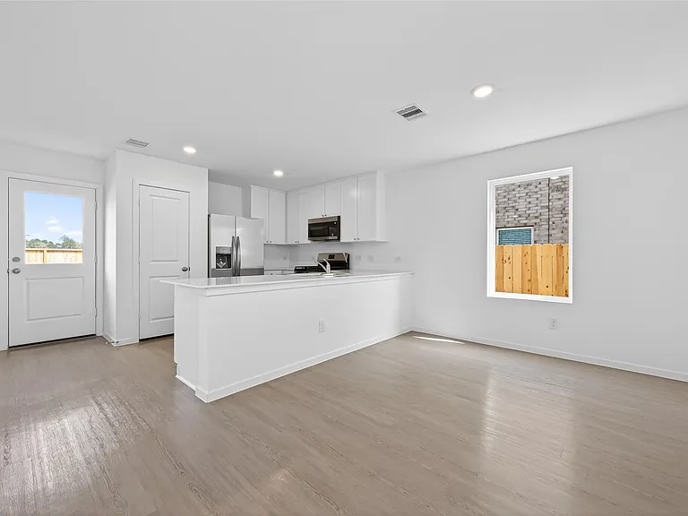 6273 Alder Creek Dr — Photo 20