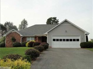 2613 Northfork Ter, High Point, NC 27265