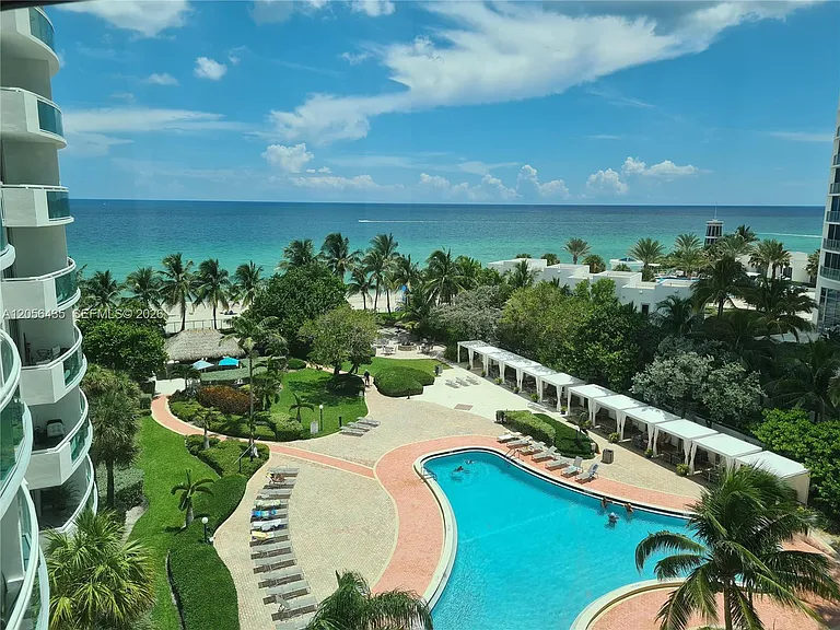 3001 S Ocean Dr #721 — Photo 2