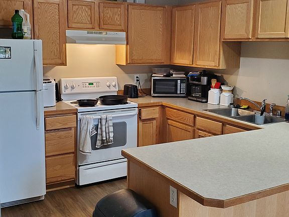 Condo kitchen