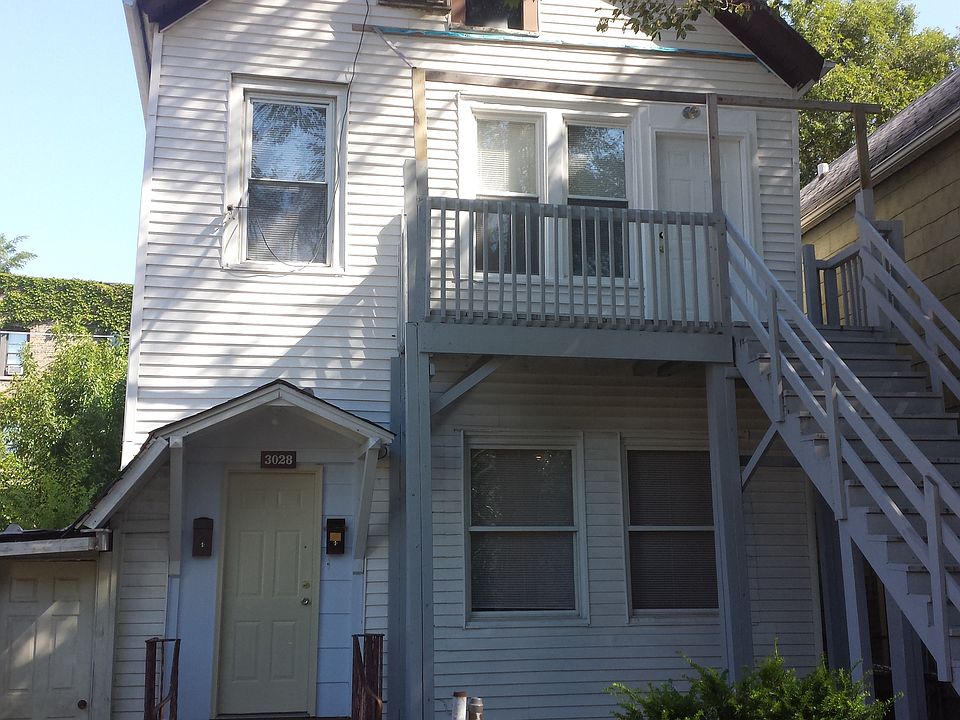 1st image of 3028 W Lyndale St #1