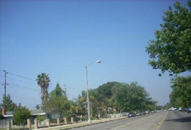 2nd image of 2108 Crystal Pl