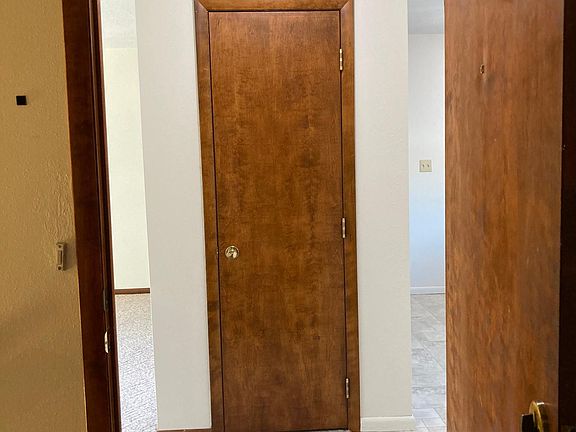 Entrance into Apartment 1