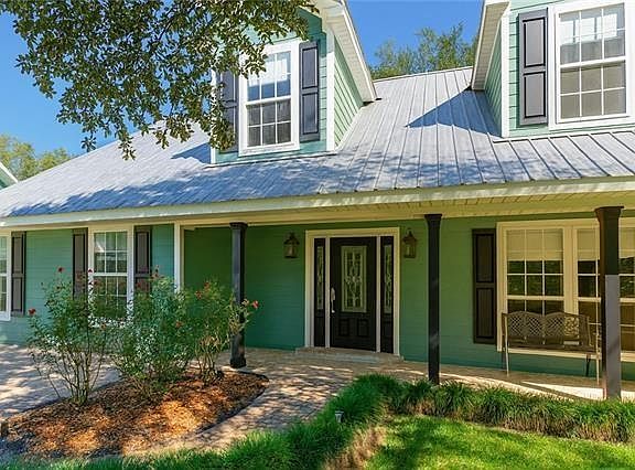 3rd image of 11085 E Nickens Rd