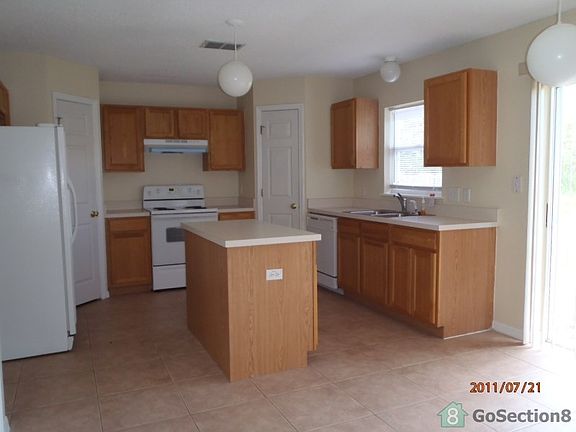 3rd image of 607 S Delmonte Ct
