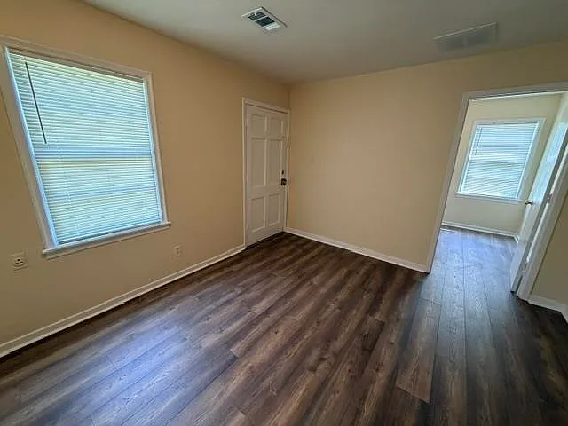 1723 Russwood Rd — Photo 16