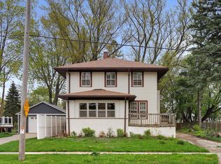 629 N Church St, Elkhorn, WI 53121