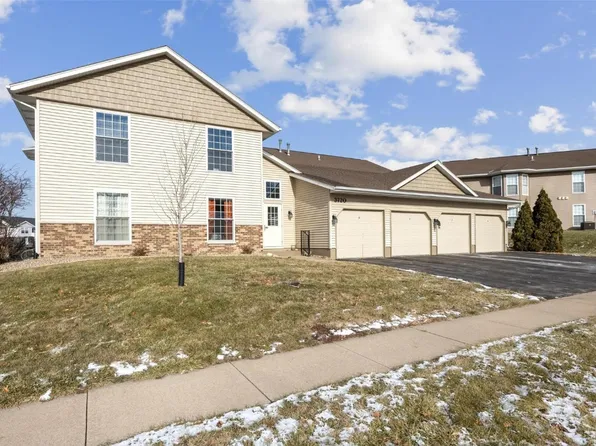 3720 Foxborough Ter NE APT B, Cedar Rapids, IA 52402