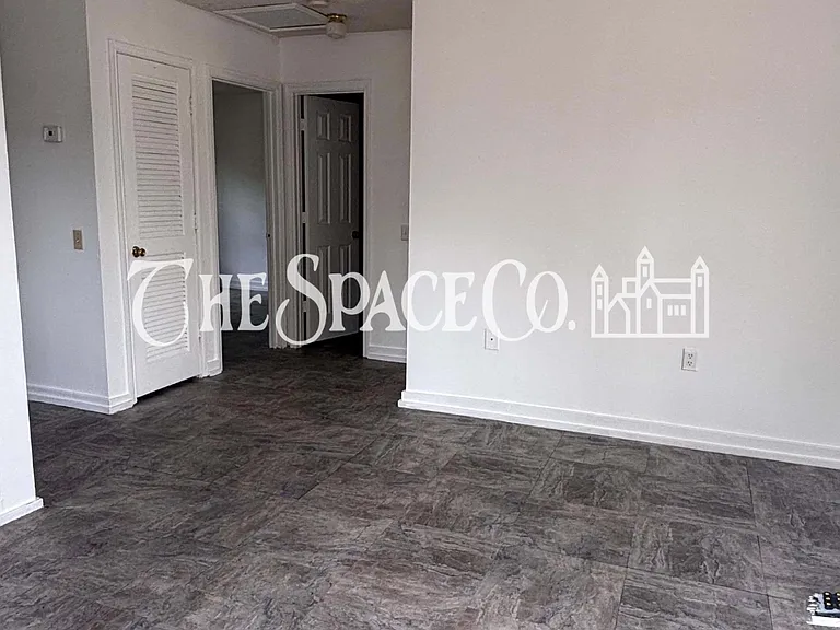 3000 Chicora Ave #4 — Photo 6