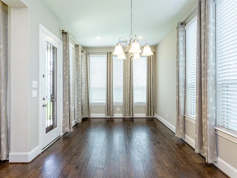 Breakfast Room