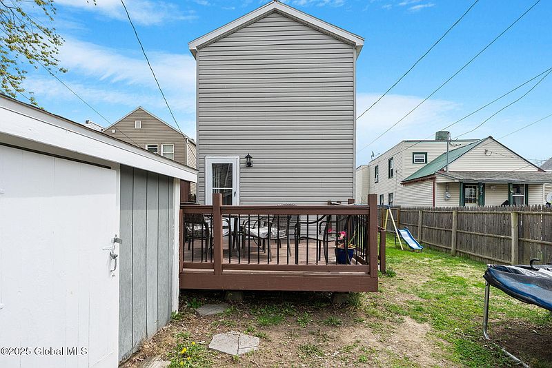 4th image of 1229 6th Avenue