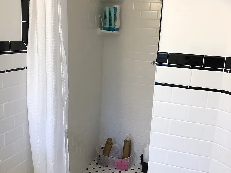 315 N Thayer St #7 — Photo 12