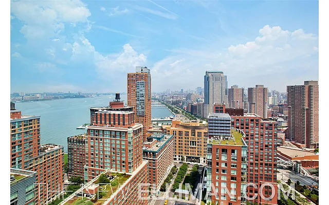 Rented by Douglas Elliman | media 3