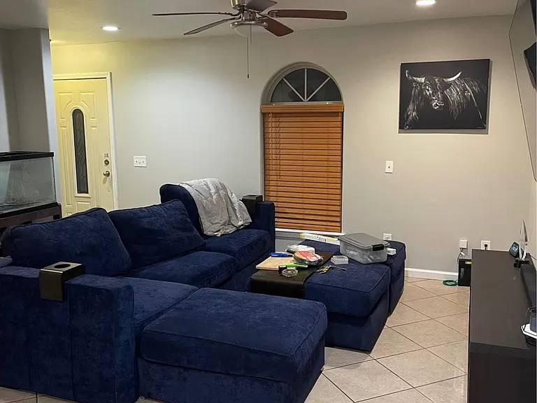 3500 Kings Dr — Photo 10
