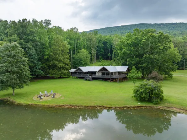 1261 S Cedar Ln, Chickamauga, GA 30707