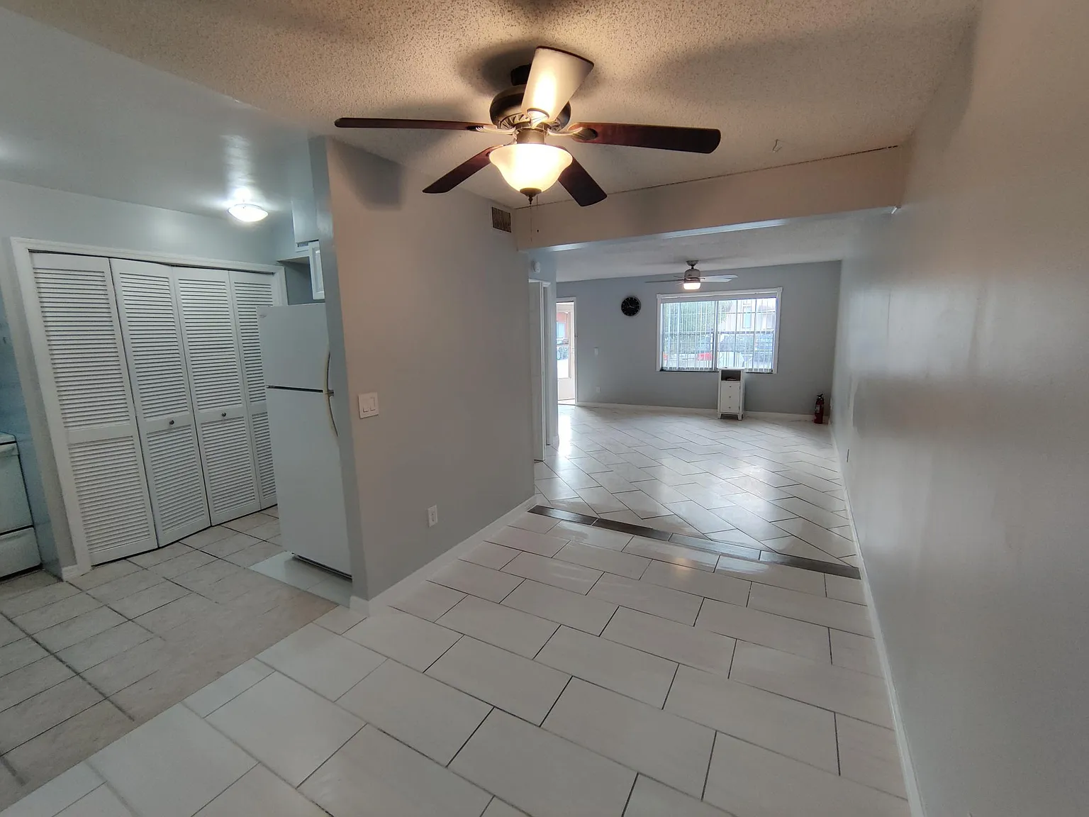 2 bed, 2.5 bath, 1030 sqft, $1,800 — Photo 4