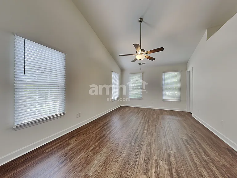 2875 Gray Moss Dr — Photo 8