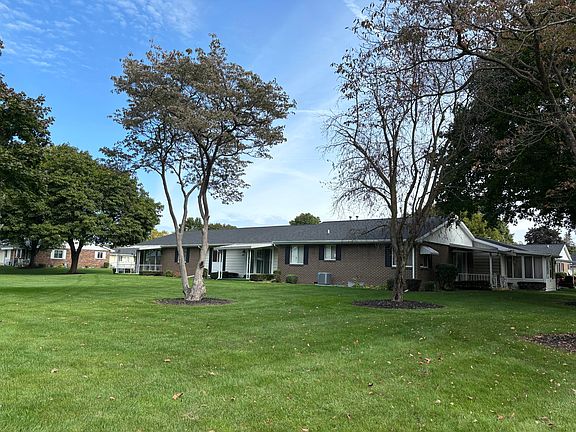 2nd image of 5687 Leisure South Dr SE