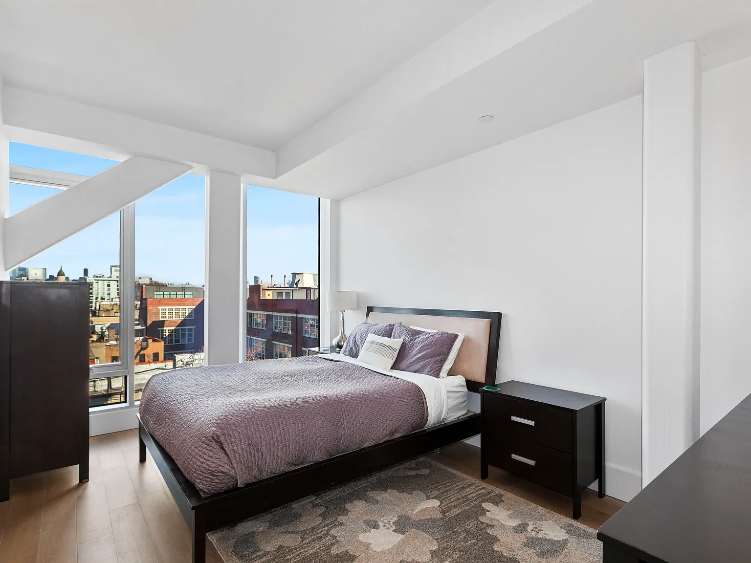 100 Norfolk Street — Photo 4