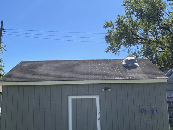 4th image of 523 Cedar Hill Rd
