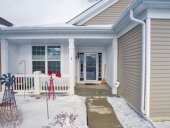 2nd image of 3626 Canton Cir