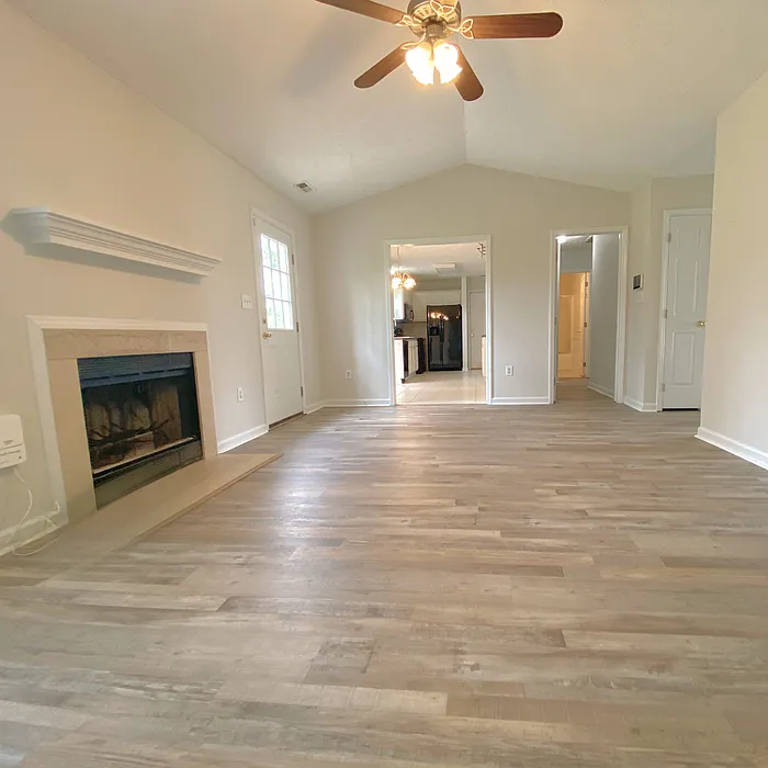 3 bed, 2.0 bath, 1200 sqft, $1,550 — Photo 3